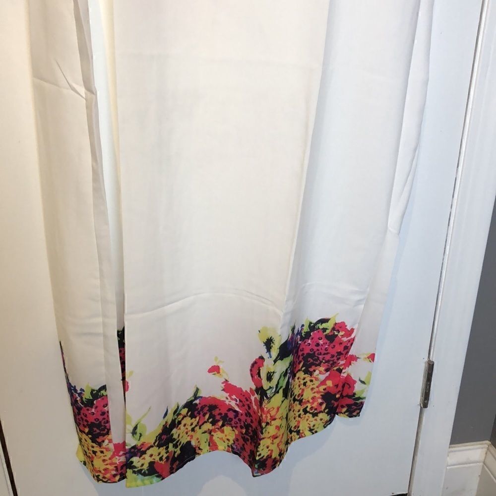 COPY - Floral Maxi dress - Picture 2 of 7
